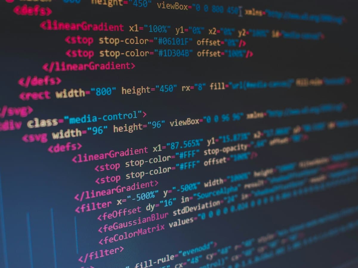 Web Applications: Advantages and Disadvantages Before You Build One